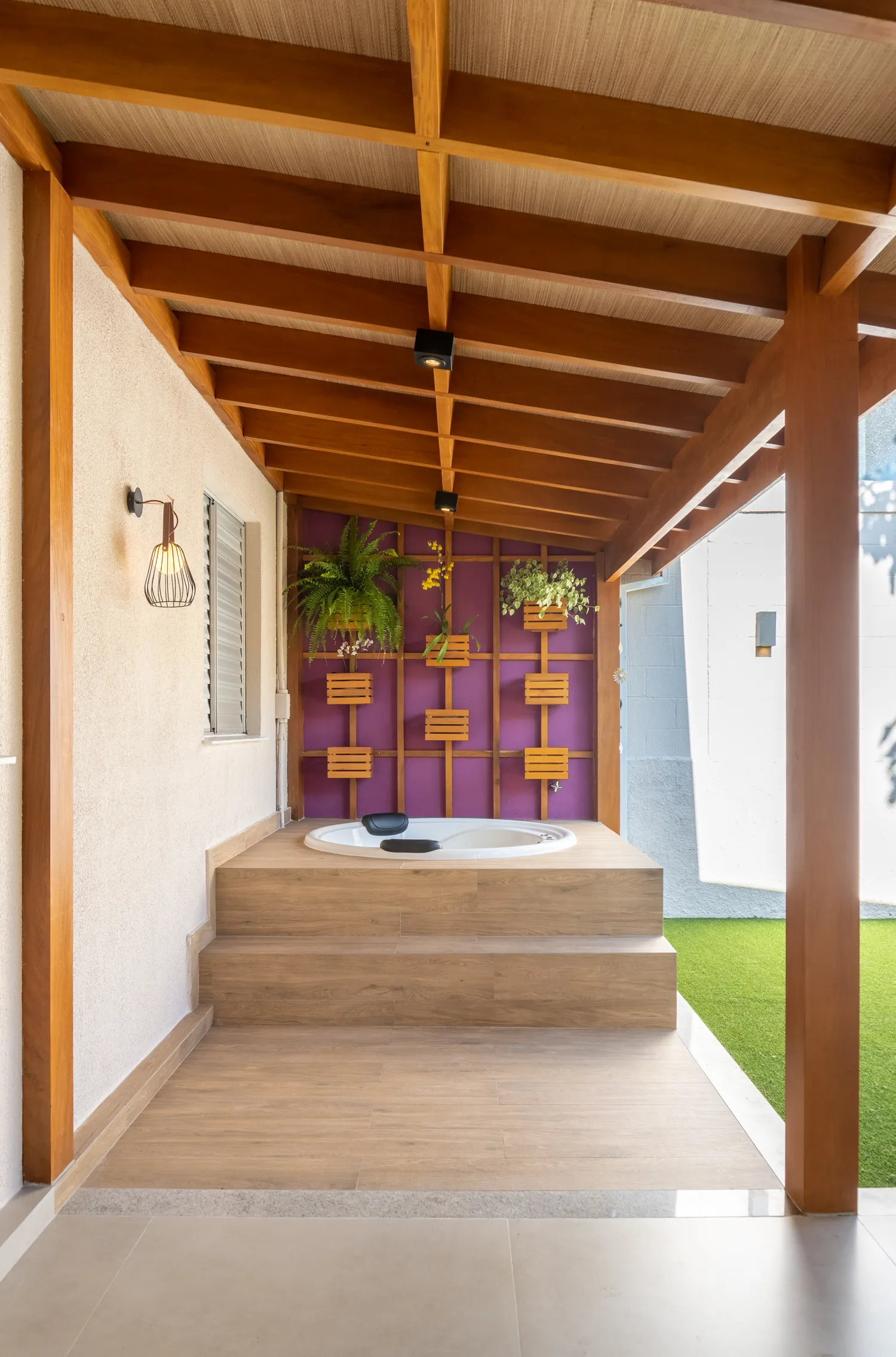 Garden WJ